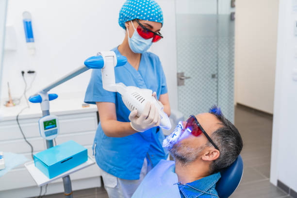 Best Emergency Wisdom Tooth Extraction in Island Walk, FL